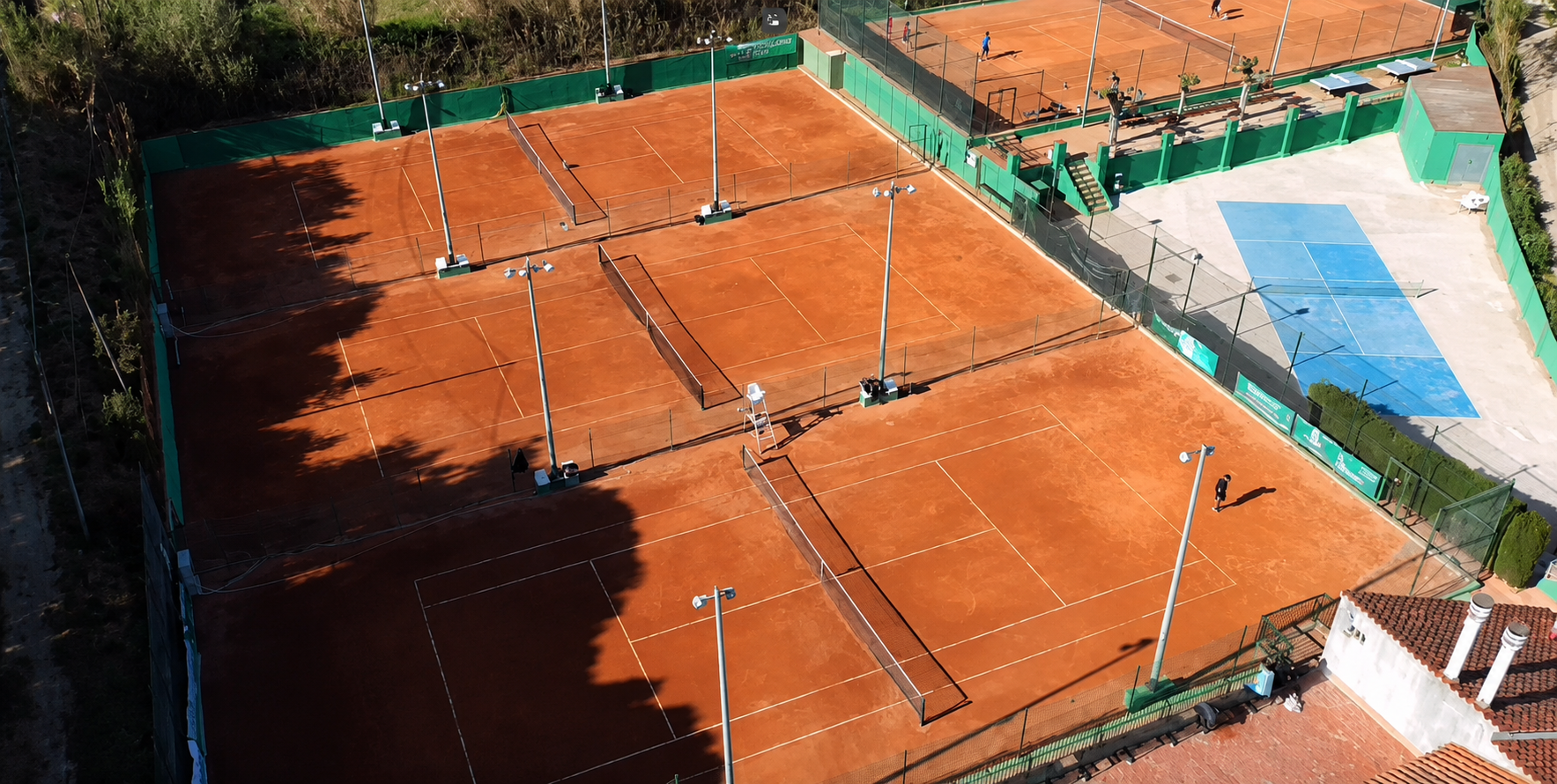 Vista de les pistes del Club Tennis Canet 1971